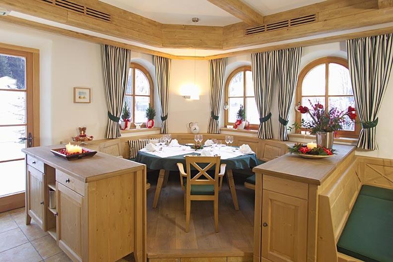 Landhaus Zum Steinbock Hotel Мария Алм ам Щайнернен Мер Екстериор снимка