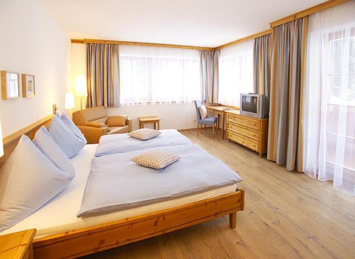 Landhaus Zum Steinbock Hotel Мария Алм ам Щайнернен Мер Екстериор снимка